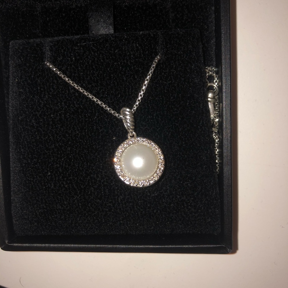 David Yurman pearl diamond pendant necklace